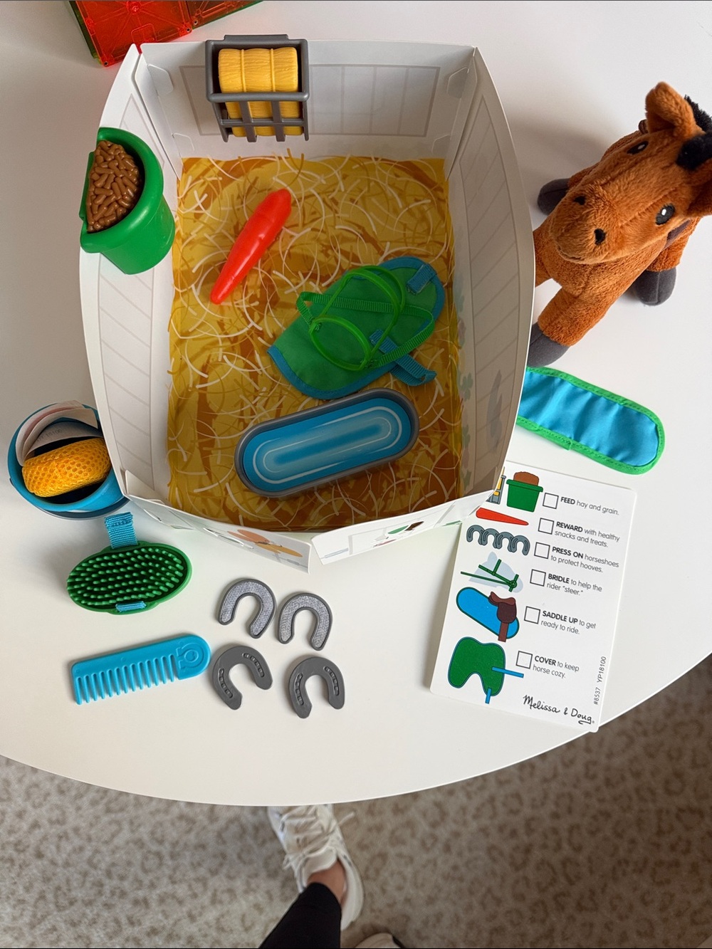 Melissa and Doug Feed & Groom Horse Care Play Set, EUC, no missing parts!